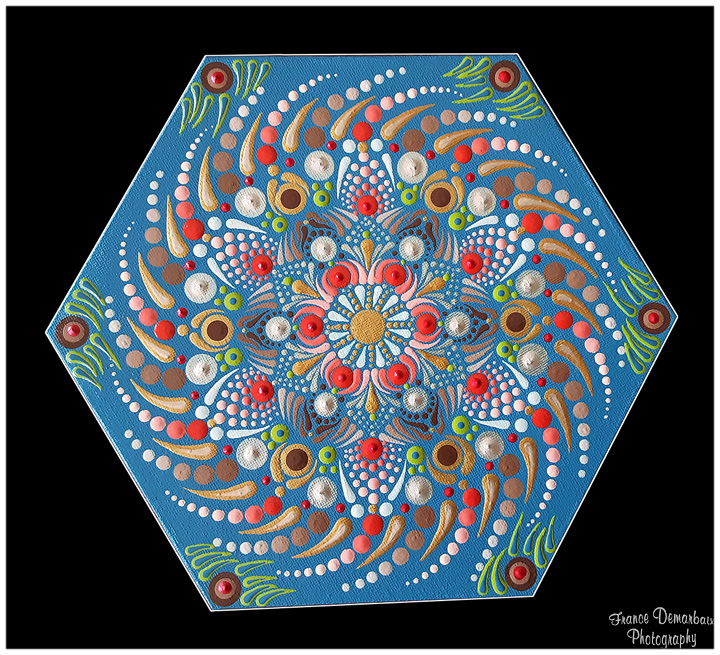 MANDALA 114 - toile hexagonale 25cm